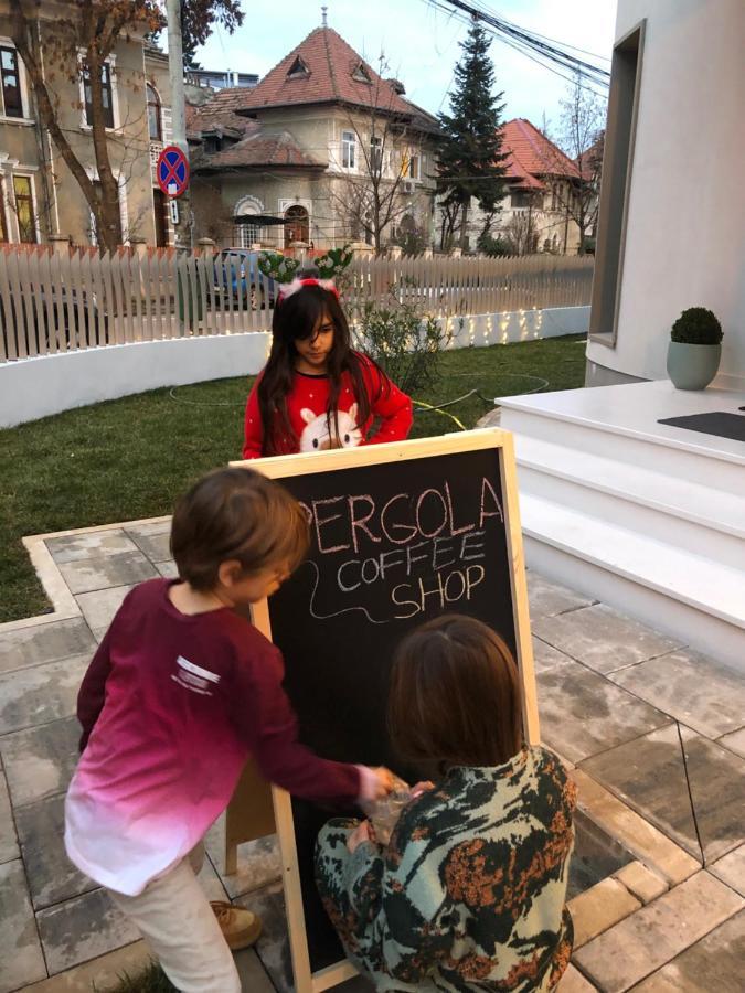 בוקרשט Pergola Boutique Hotel מראה חיצוני תמונה