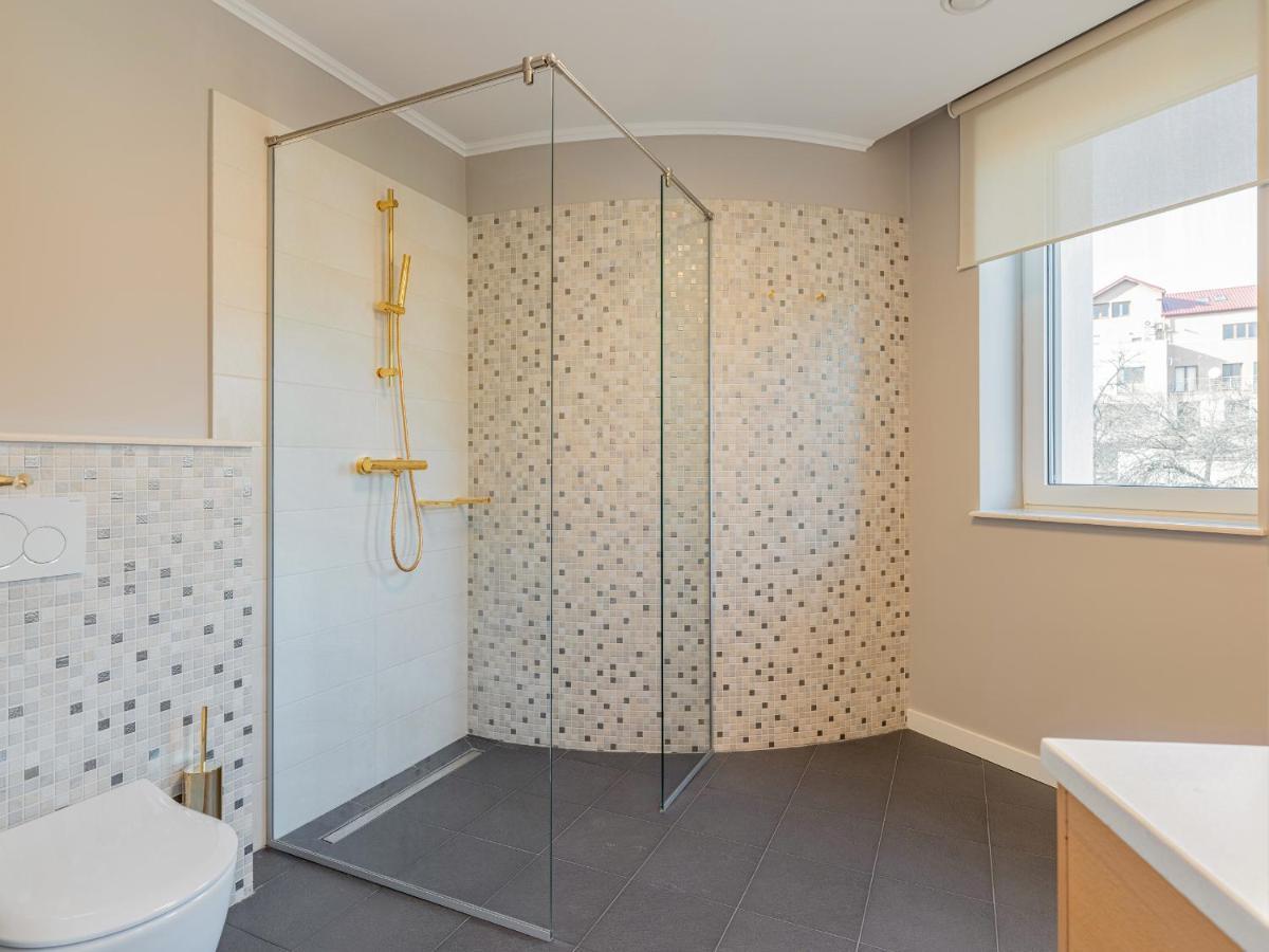 בוקרשט Pergola Boutique Hotel מראה חיצוני תמונה