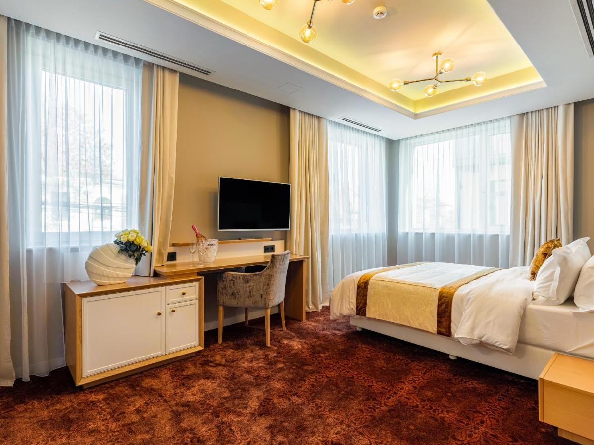 בוקרשט Pergola Boutique Hotel מראה חיצוני תמונה